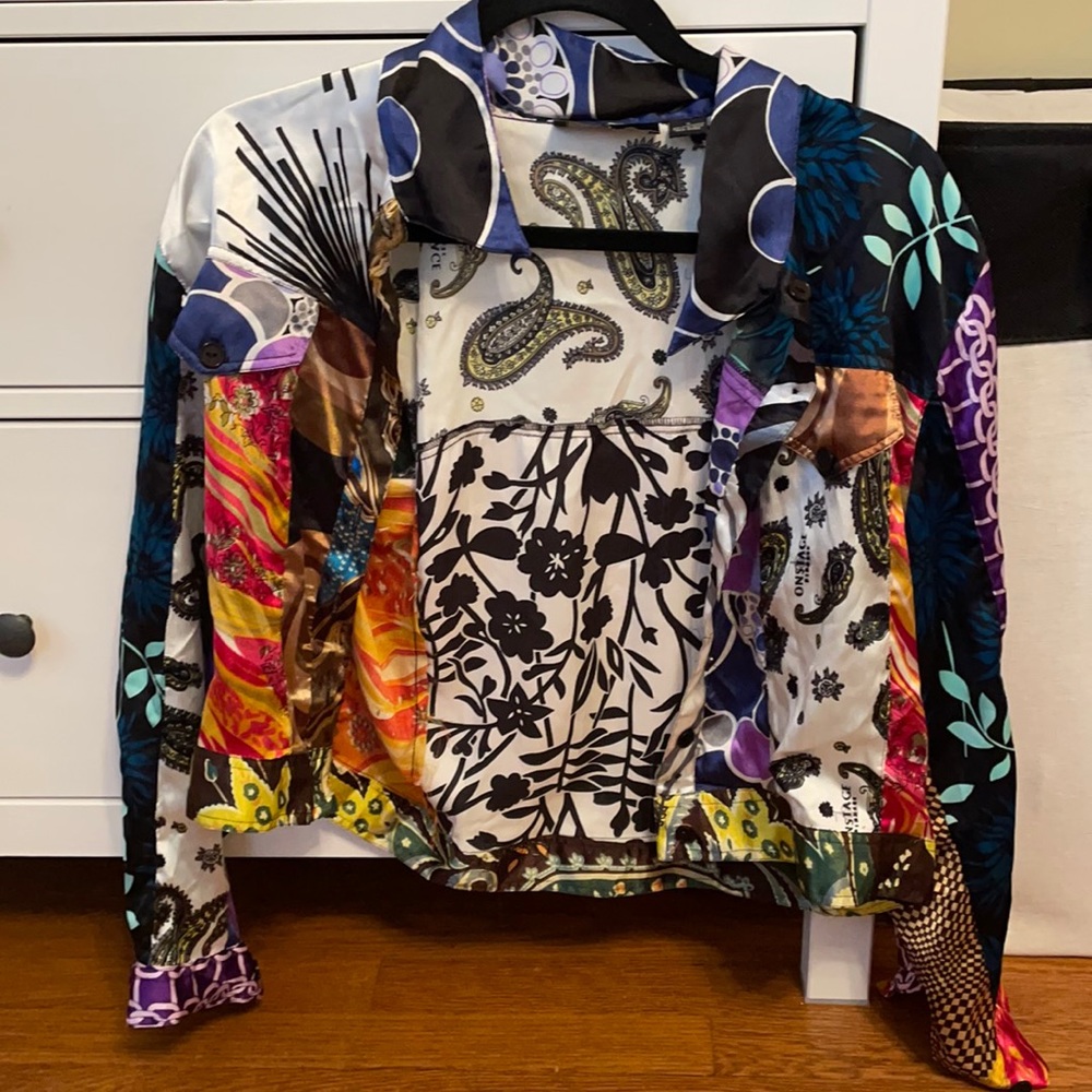 Cute patchwork button down!!